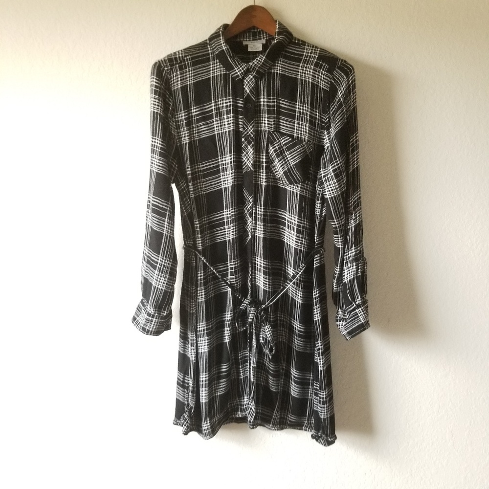 Button Down Dress w/ Tie at Waist